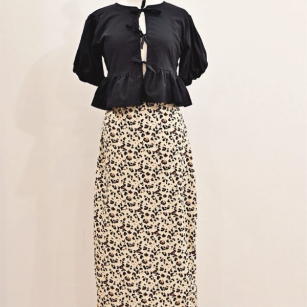 Black peplum top x leopard skirt