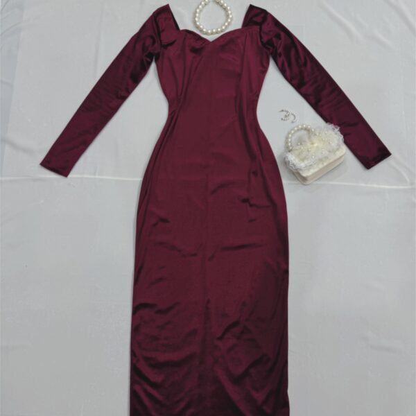 Maroon Velvet Sweetheart Neck Dress